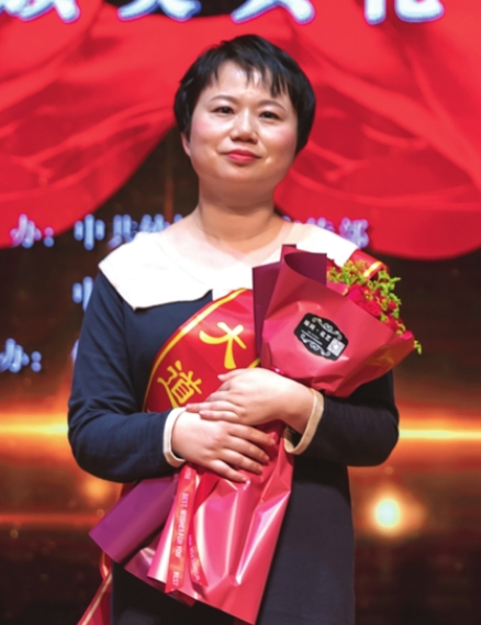 黄敏